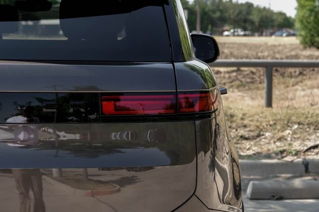 New 2026 Charente Grey Land Rover Dynamic SE image 64