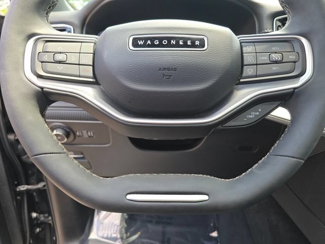 Used 2025 Diamond Black Crystal Pearlcoat Jeep Series II image 39