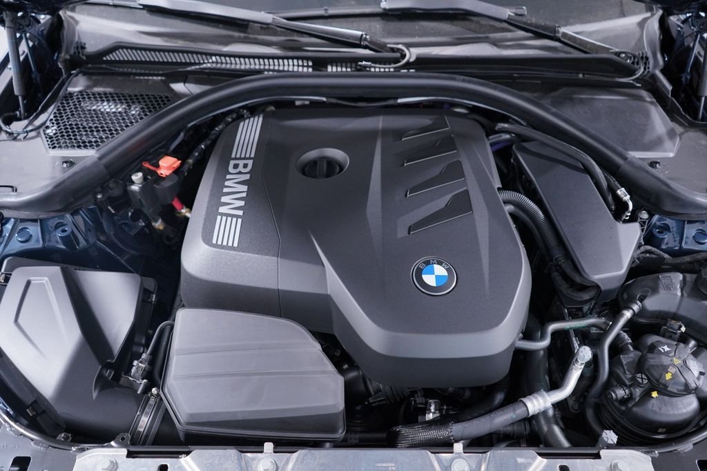 New 2026 Blue Metallic BMW 330i image 20