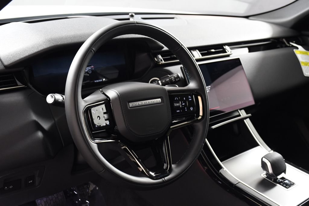 New 2026 Fuji White Land Rover S image 13