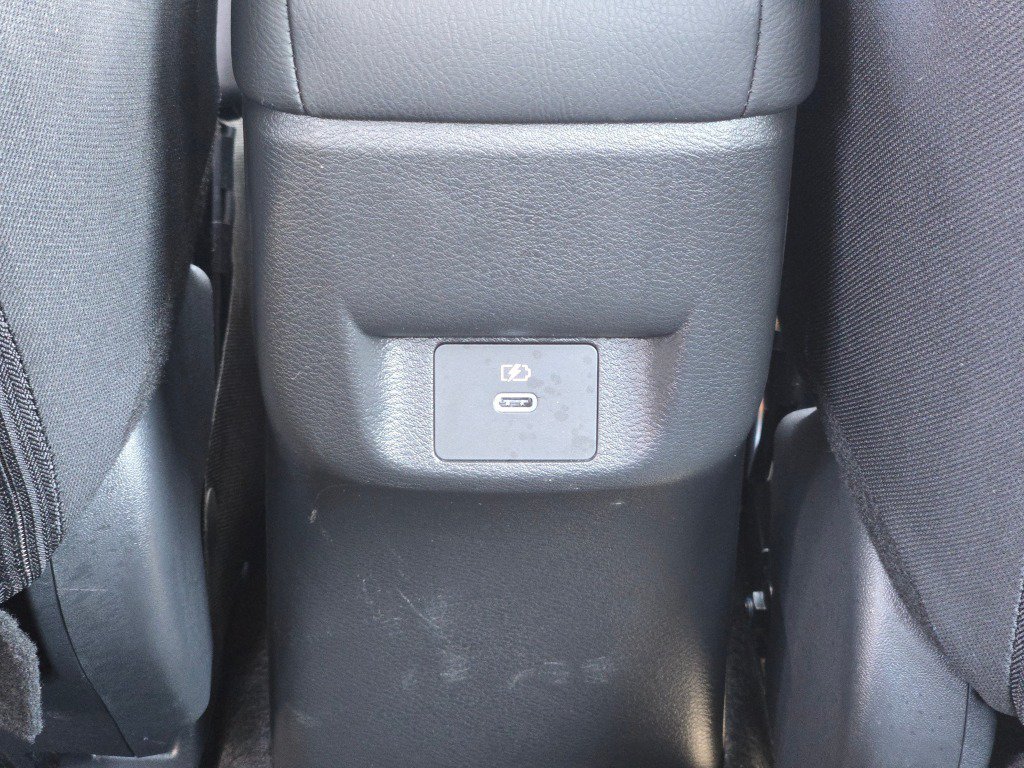 2025 Nissan Versa Sedan SV - Photo 15