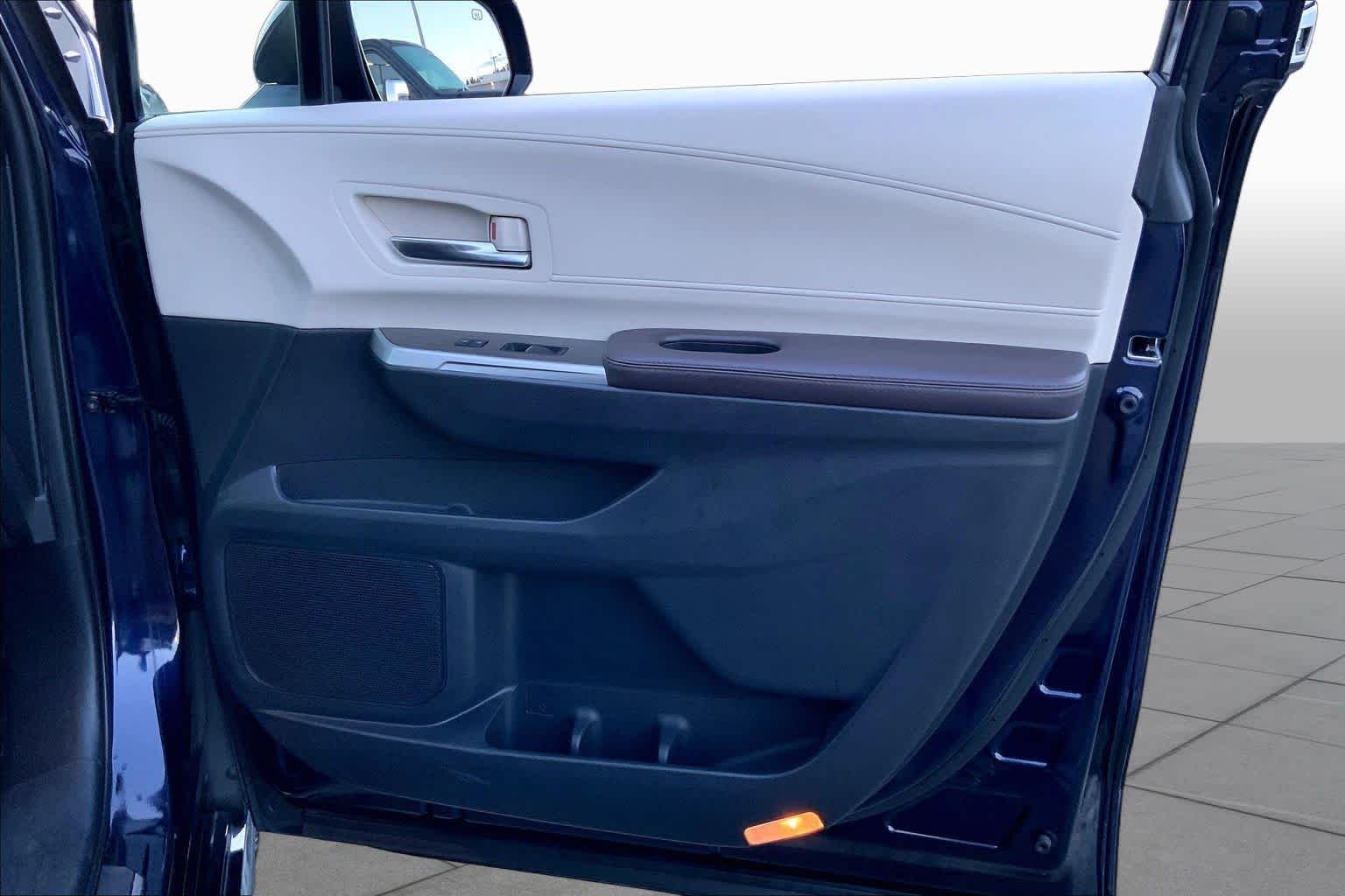 Used 2022 Blueprint Toyota Platinum image 20