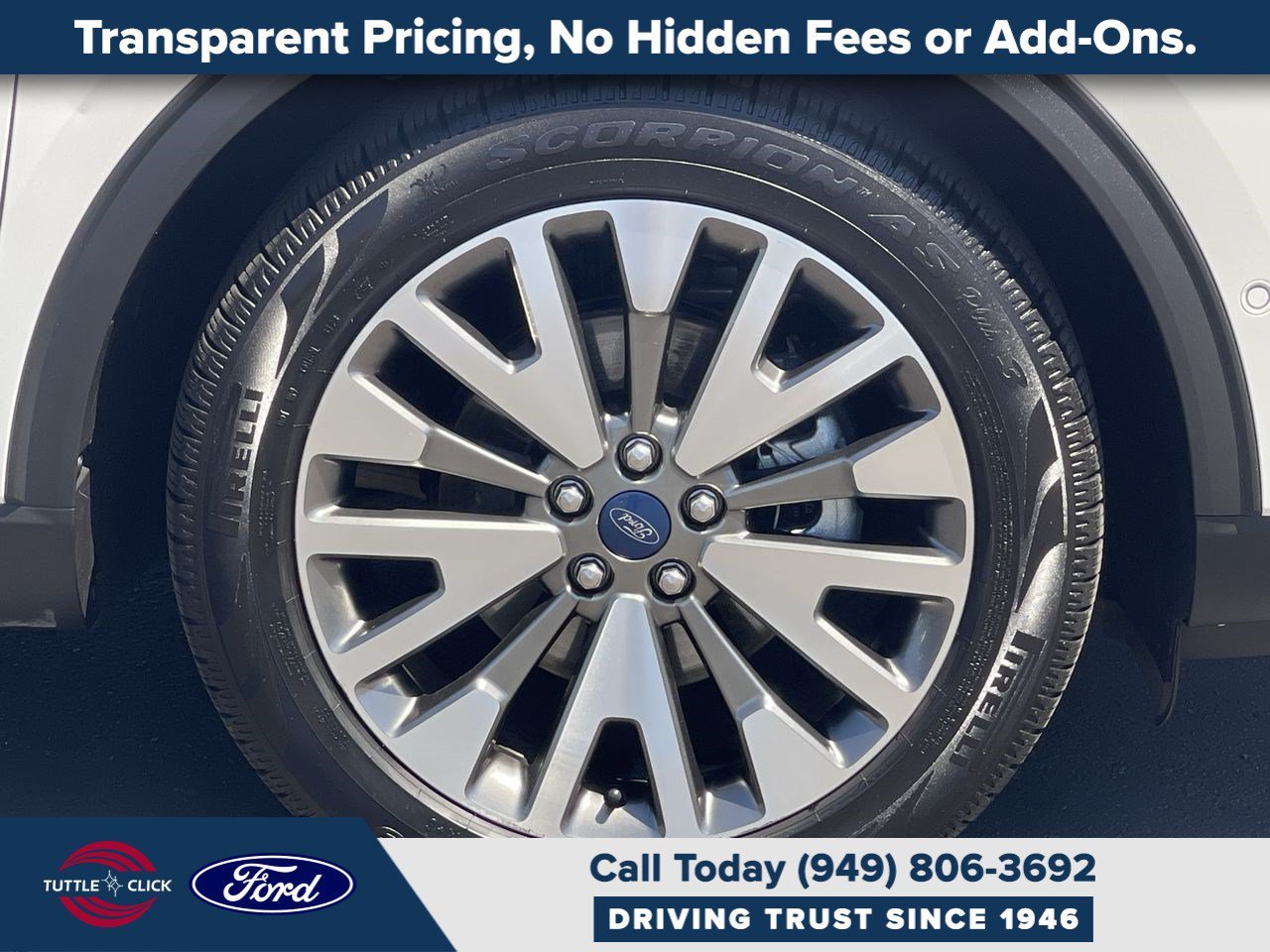 Used 2020  Ford Titanium Hybrid image 19