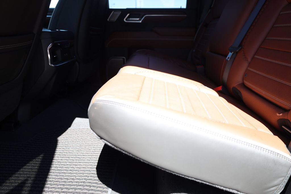 2026 GMC Sierra 3500HD Denali Ultimate - Photo 19