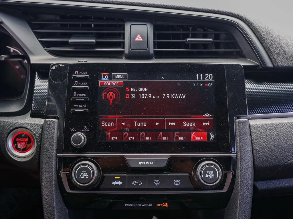 Used 2020  Honda Sport image 27