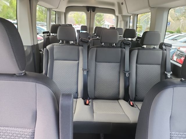 New 2026 Ingot Silver Metallic Ford Passenger Van XLT image 13