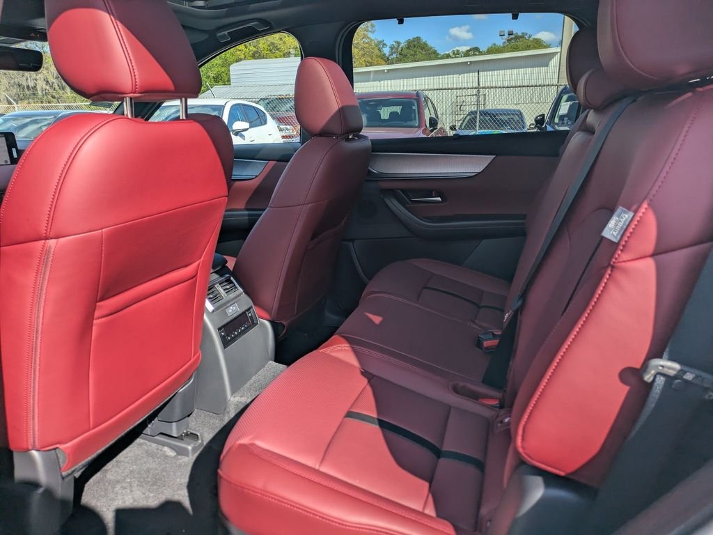 2026 Mazda CX-70 Premium Package - Photo 12