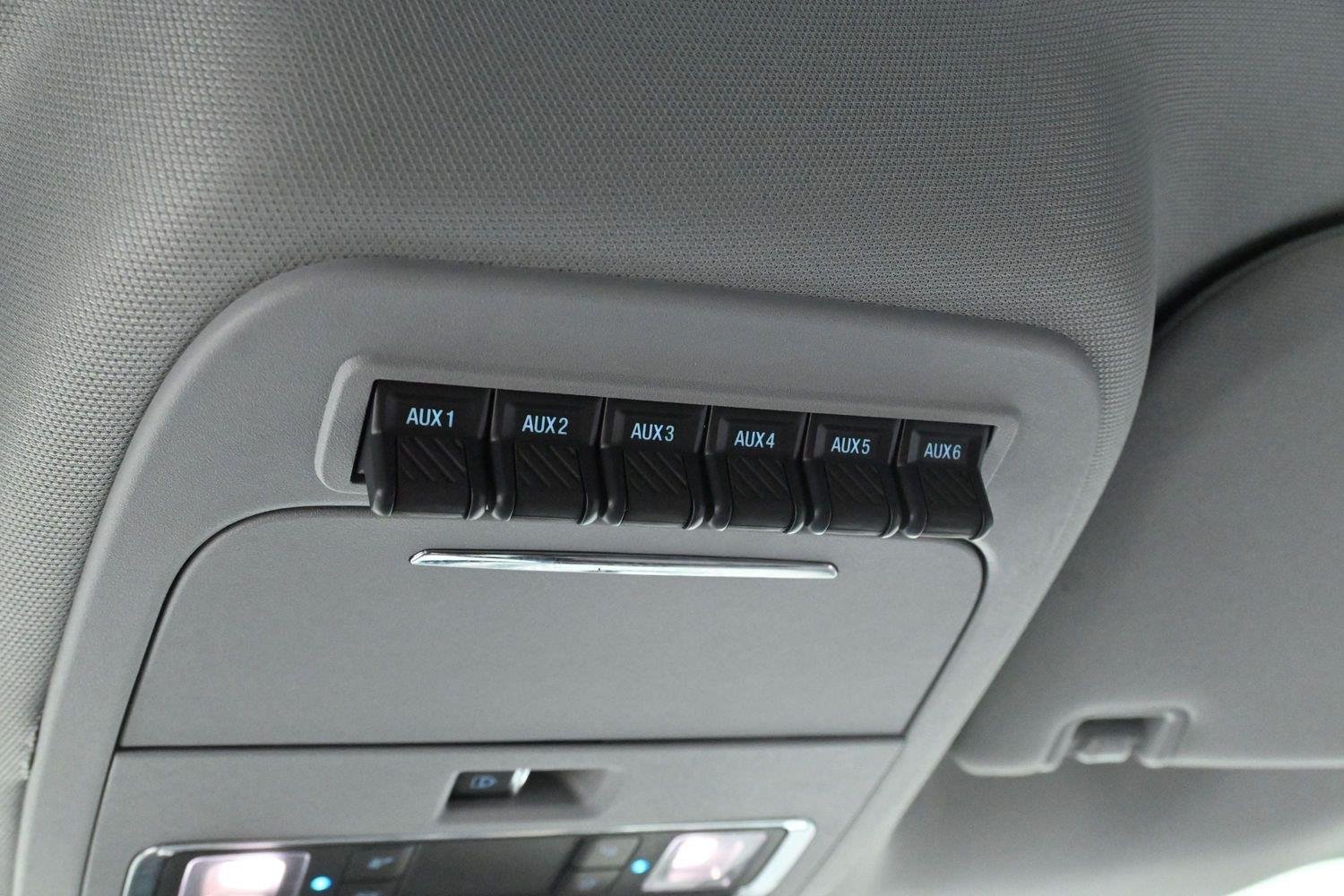 Used 2025 White Ford XL image 31