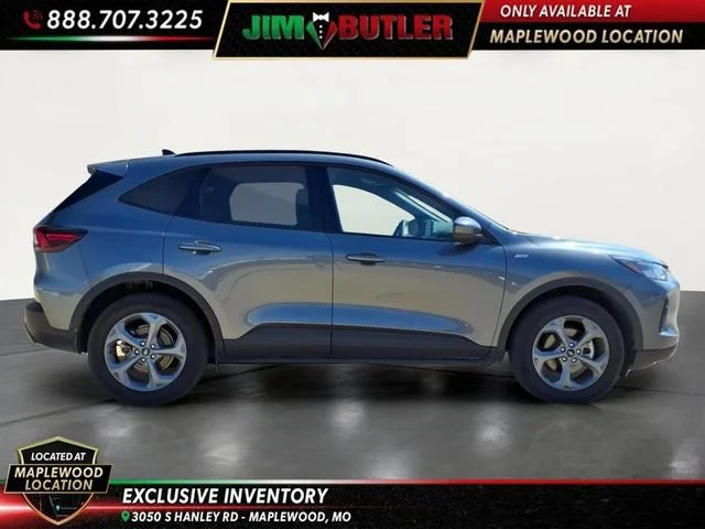 Used 2025  Ford ST-Line Select image 4