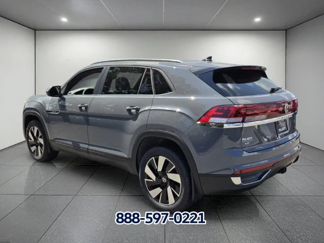 New 2026 Pure Gray Volkswagen 2.0T SE W/TECHNOLOGY image 3