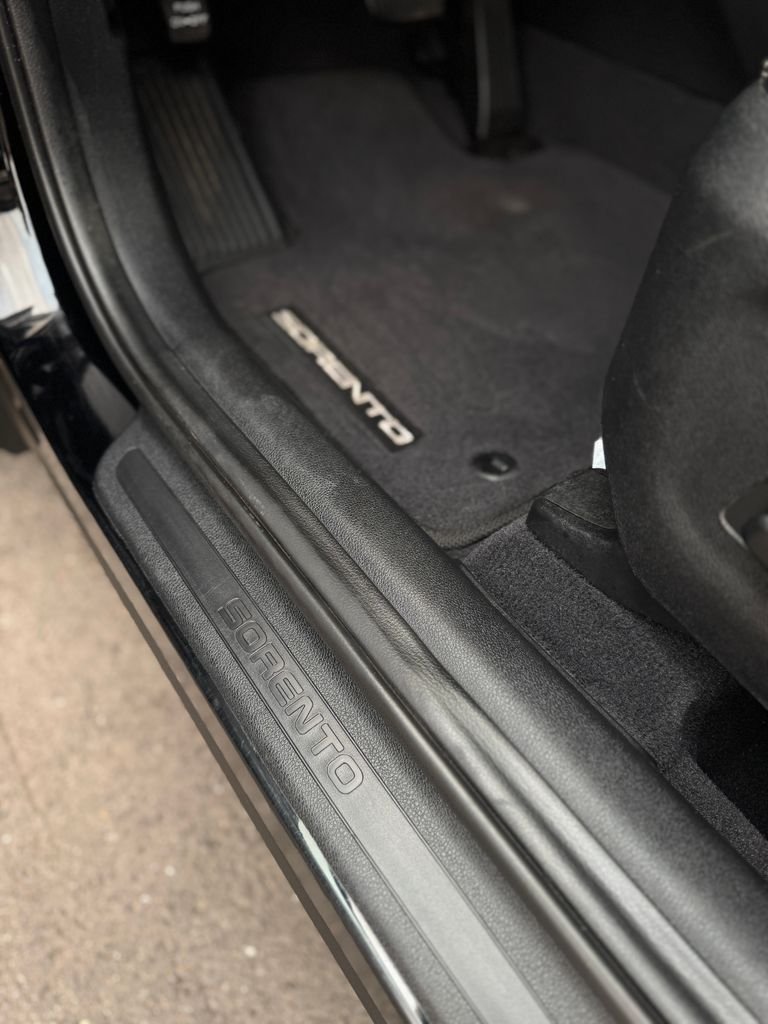Used 2017 Ebony Black Kia EX image 15