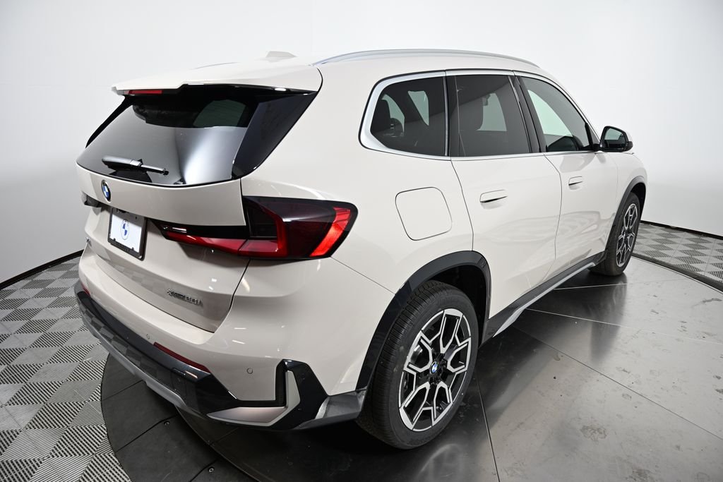 2026 BMW X1 28i - Photo 5