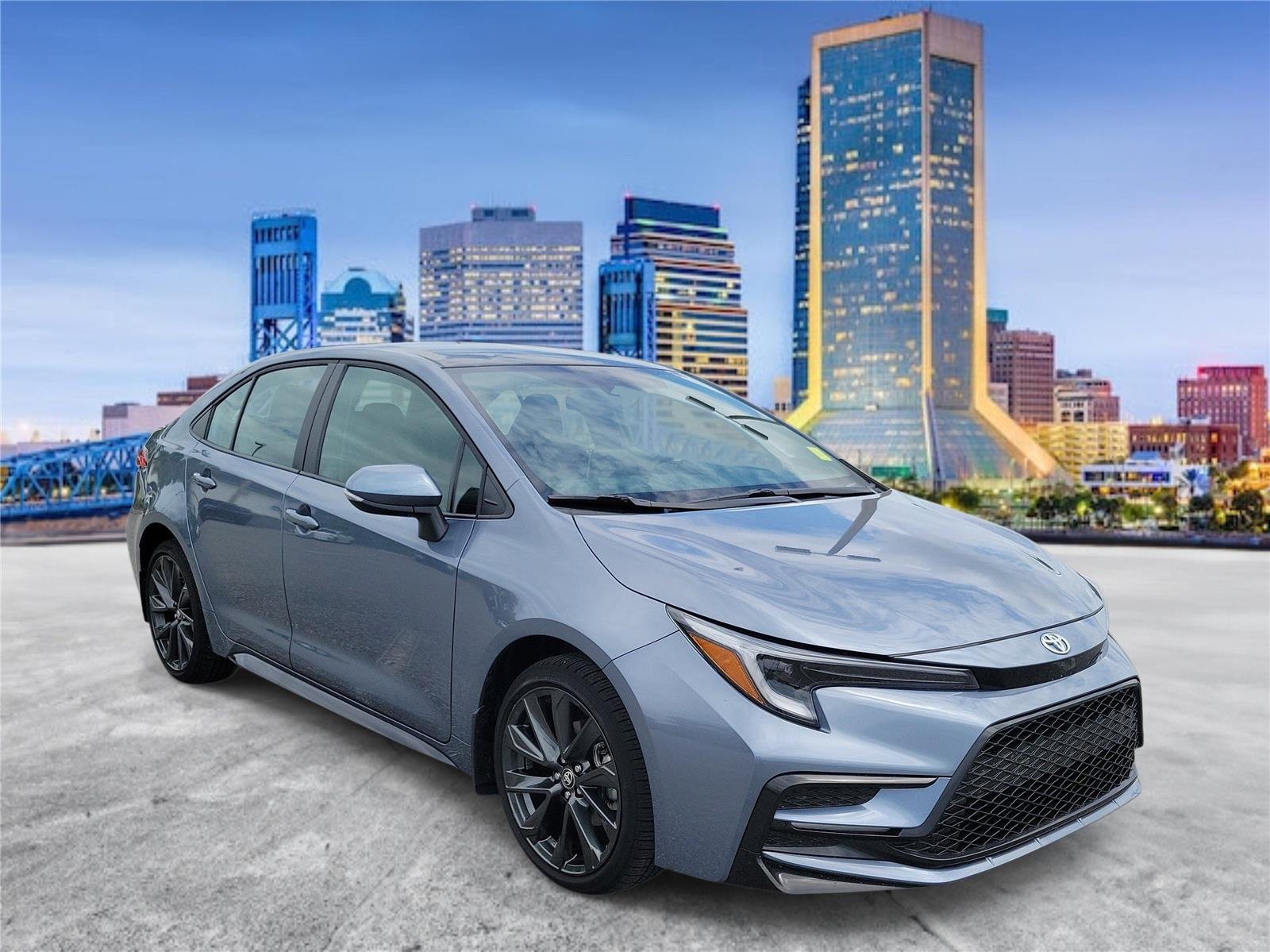 Used 2026 Celestite w/Midnight Black Metallic Roof TOYOTA SE image 4