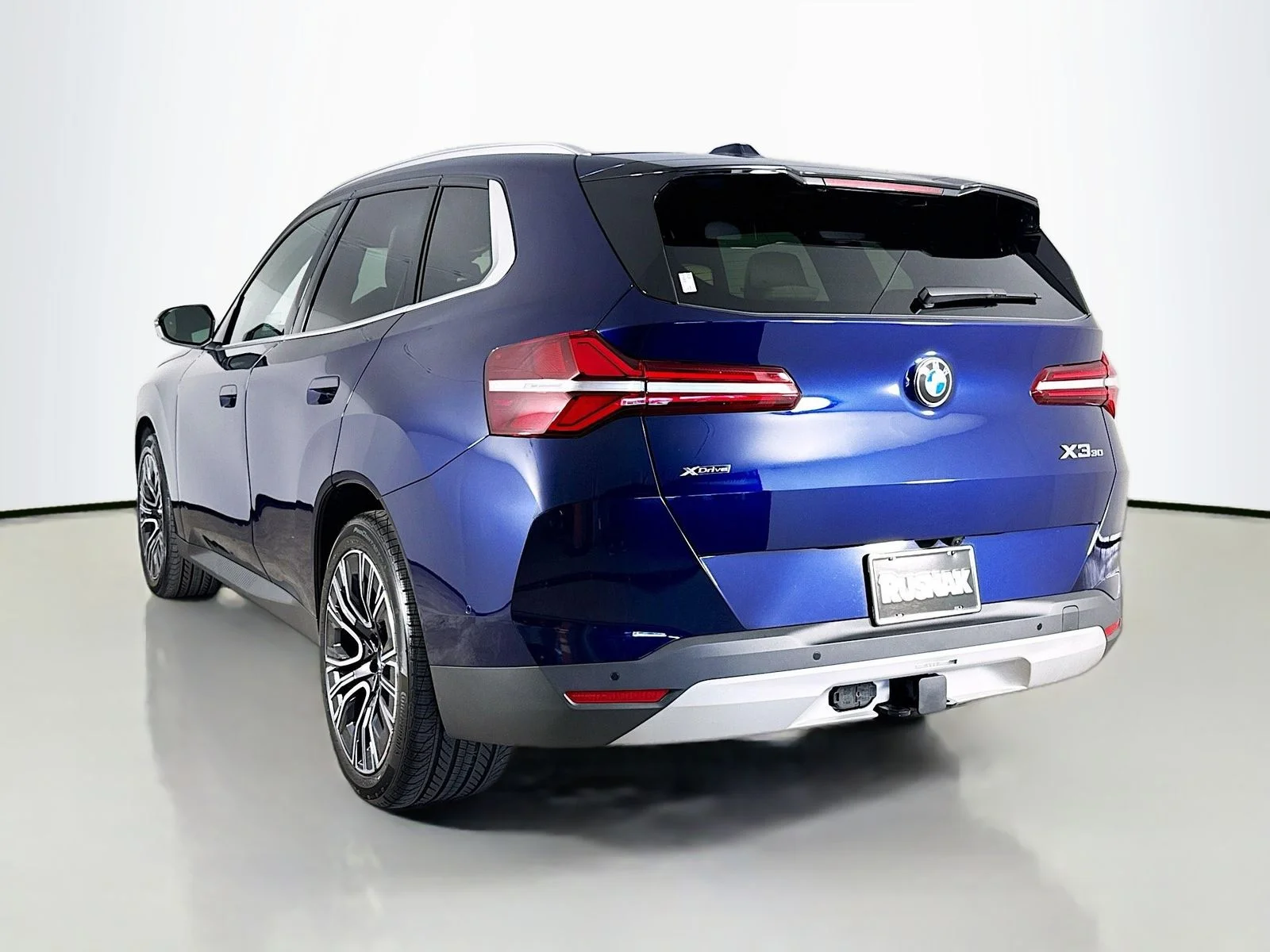Used 2026 Tanzanite Blue II Metallic BMW 30 xDrive image 5