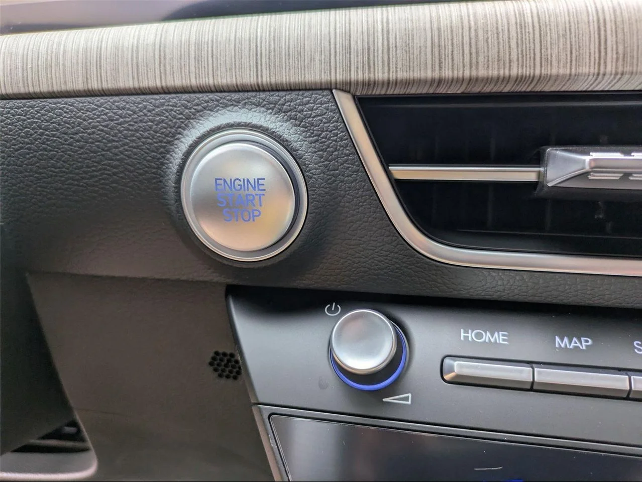 2025 Hyundai Sonata Hybrid Limited - Photo 21
