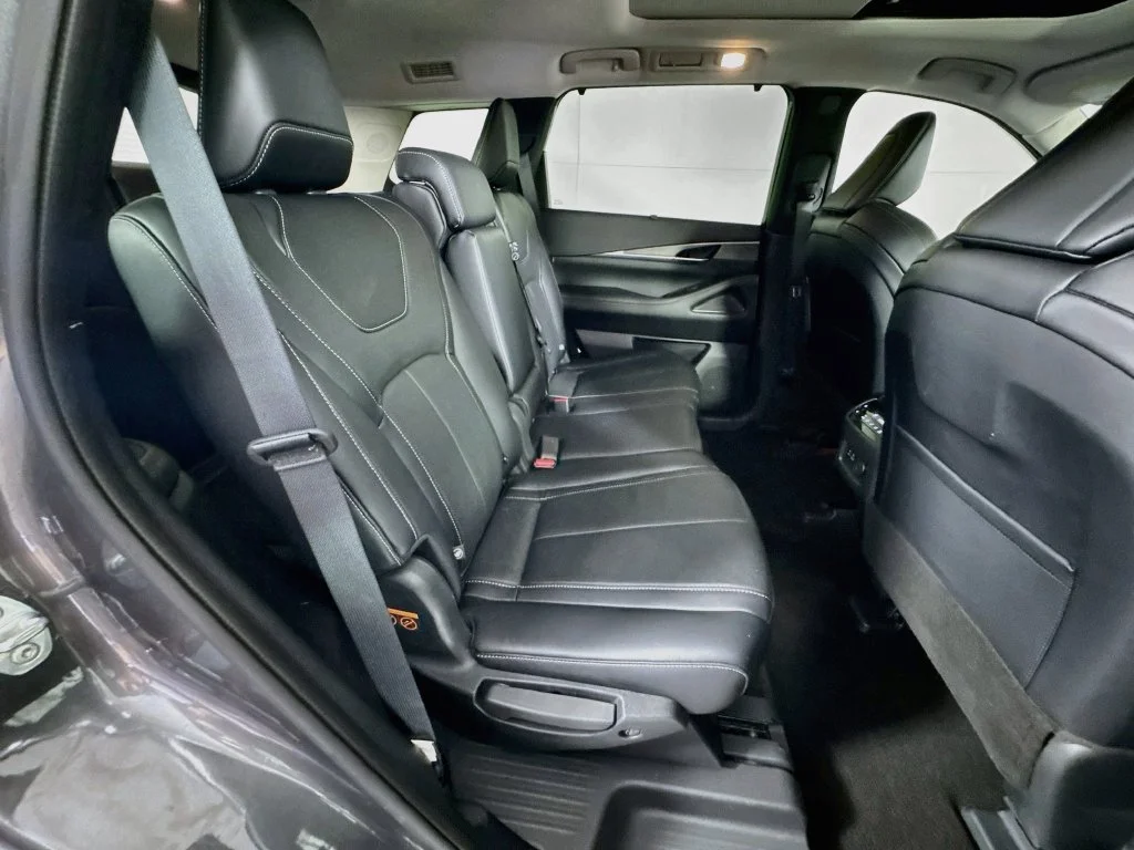 Certified Used 2024 Gray INFINITI LUXE image 39