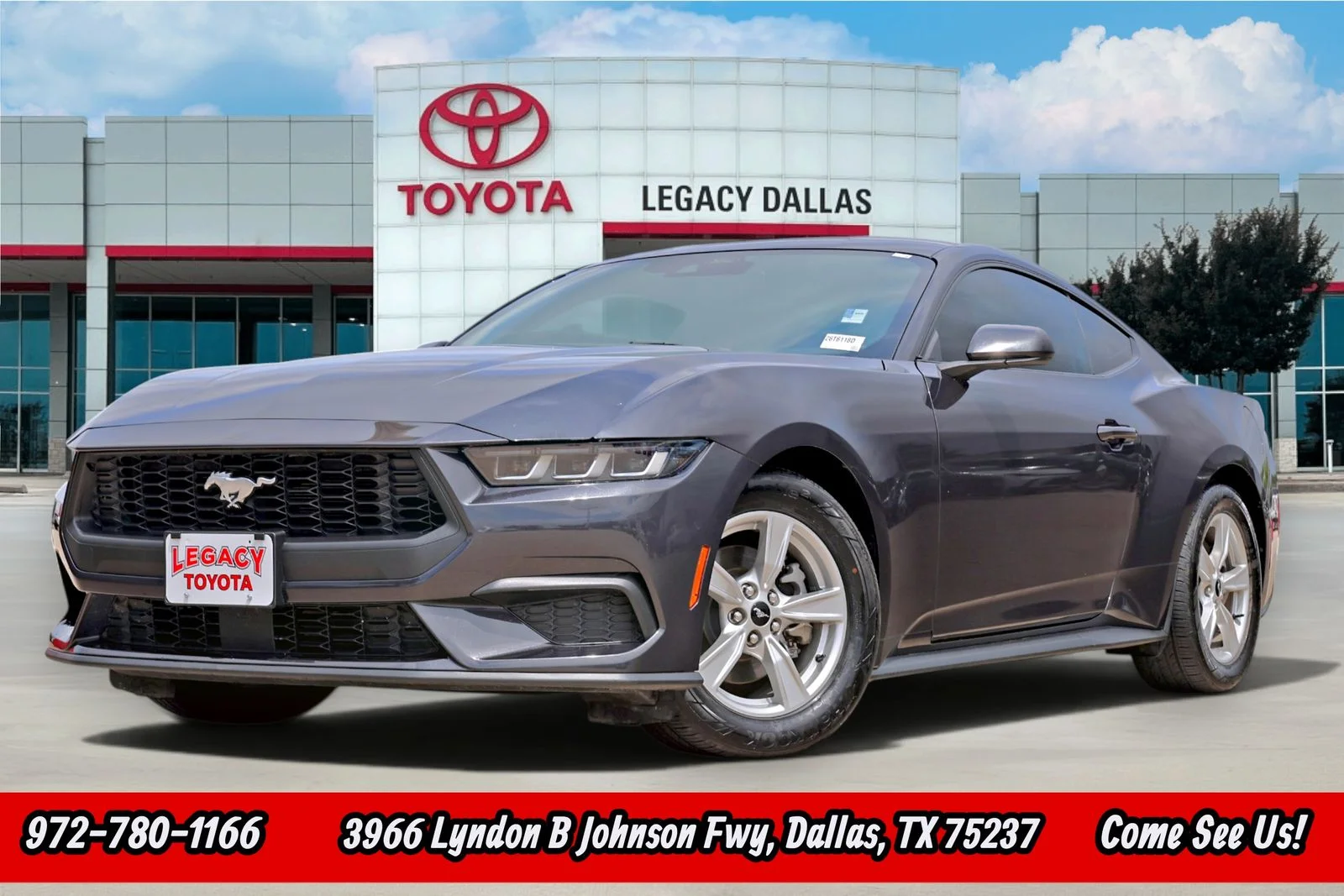 2024 Ford Mustang EcoBoost Fastback's photo