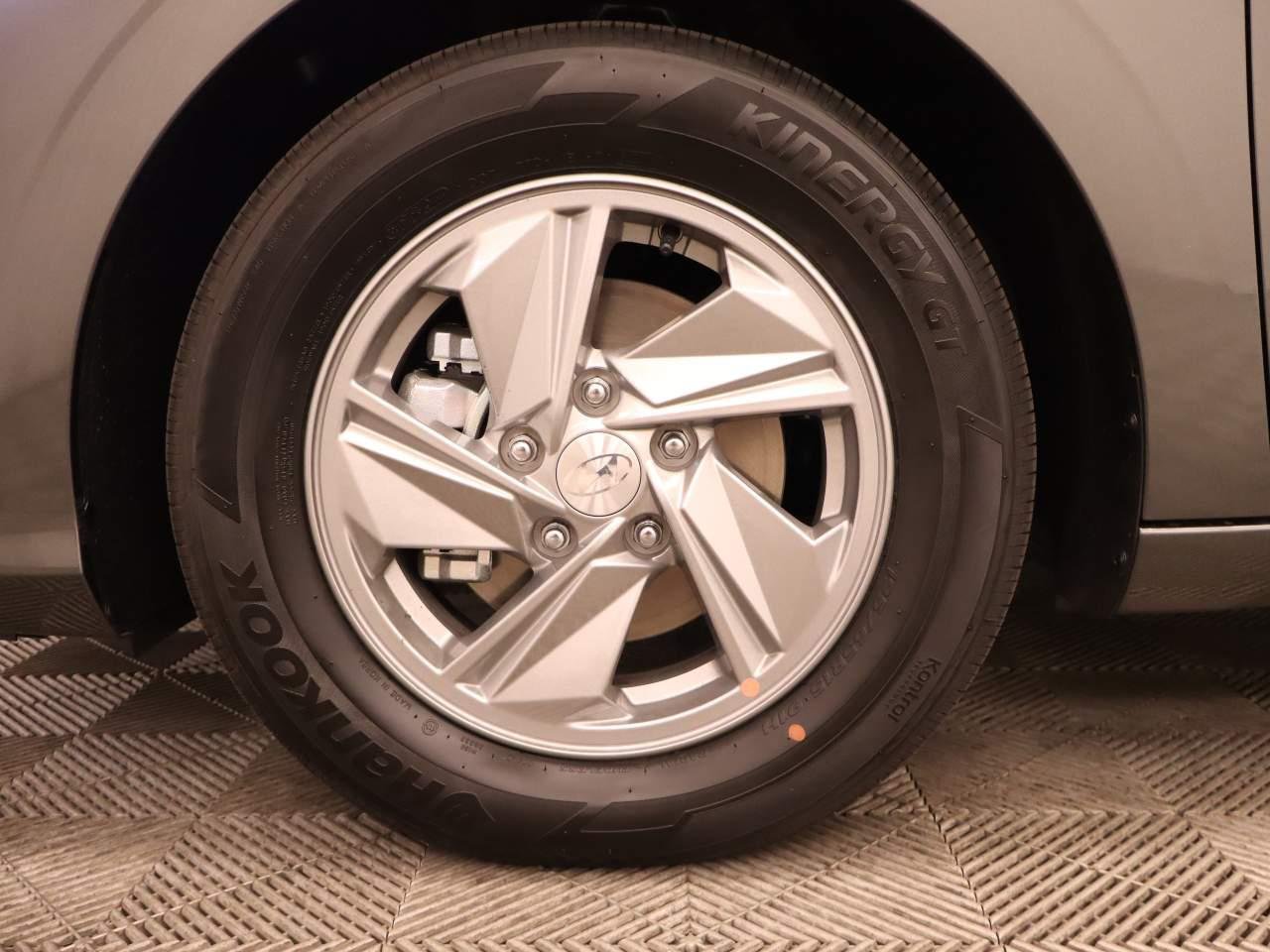 New 2026 Amazon Gray Pearl Hyundai SE image 6