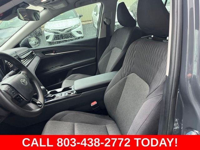 Used 2025  Toyota LE image 8
