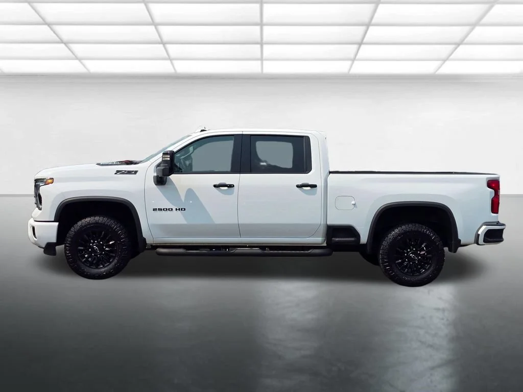 2024 Chevrolet Silverado 2500HD LTZ - Photo 18