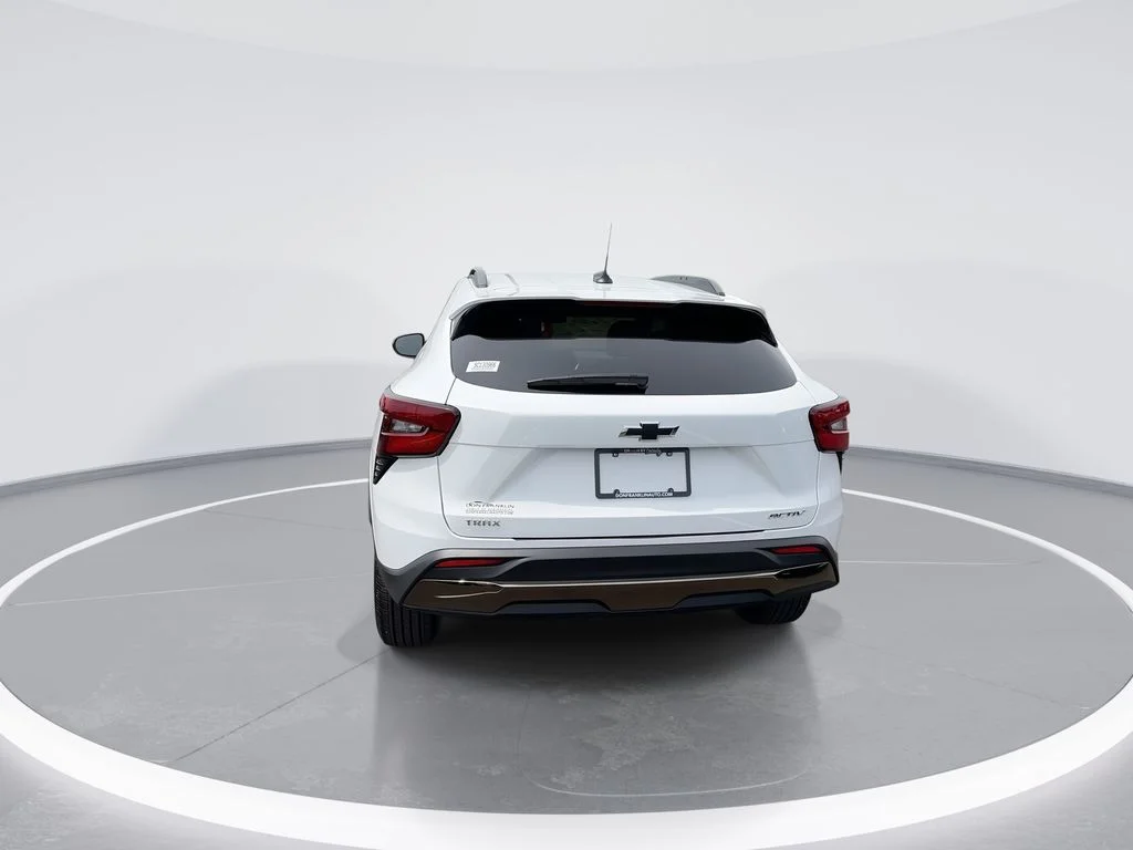 Used 2025 White Chevrolet ACTIV image 7