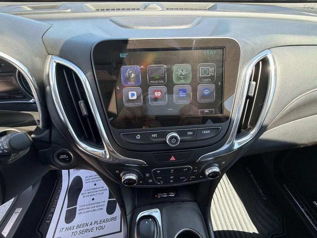 Used 2018 SILVER ICE METALLIC Chevrolet Premier image 19
