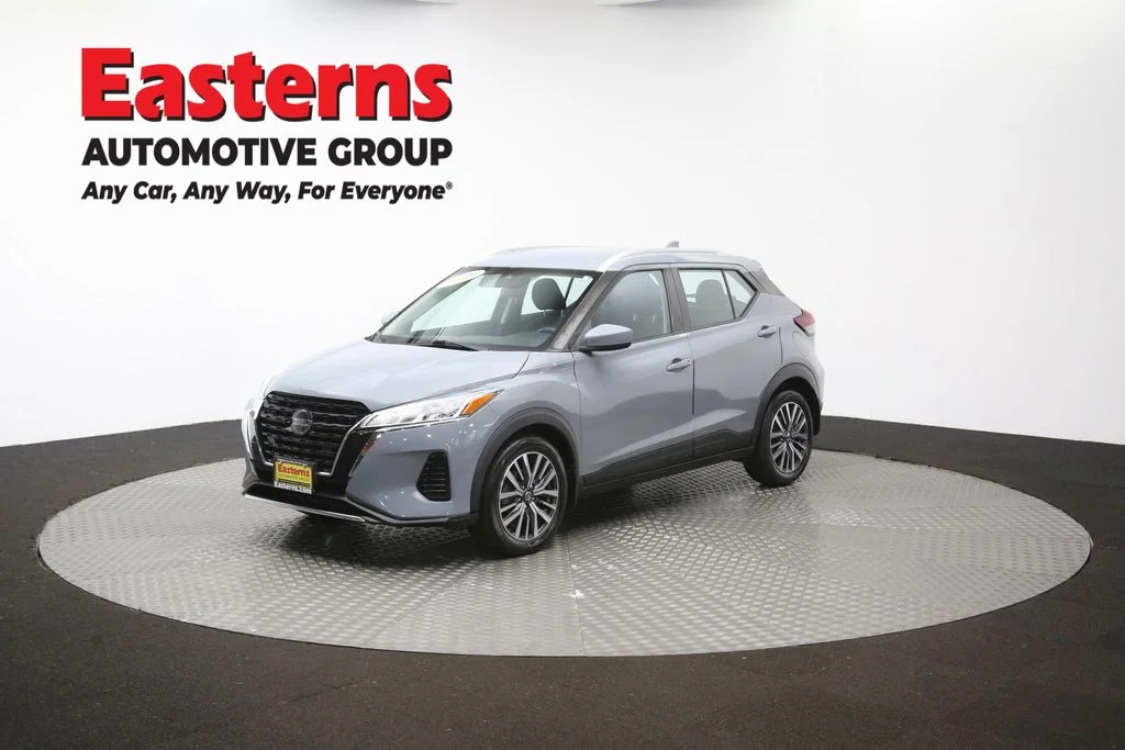 Used 2021 Gray Nissan SV image 55