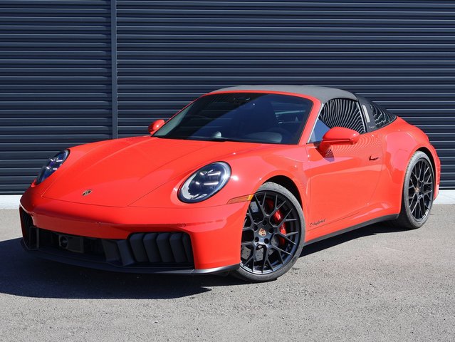 2026 Porsche 911 4 GTS