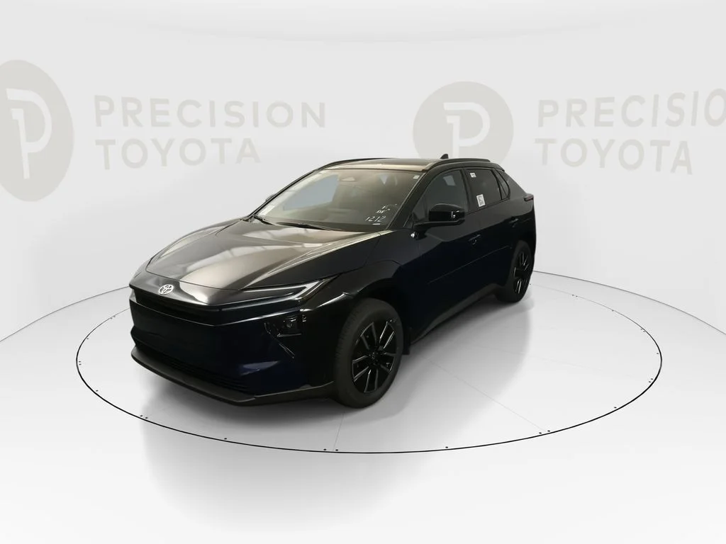 2026 Toyota bZ XLE - Photo 7