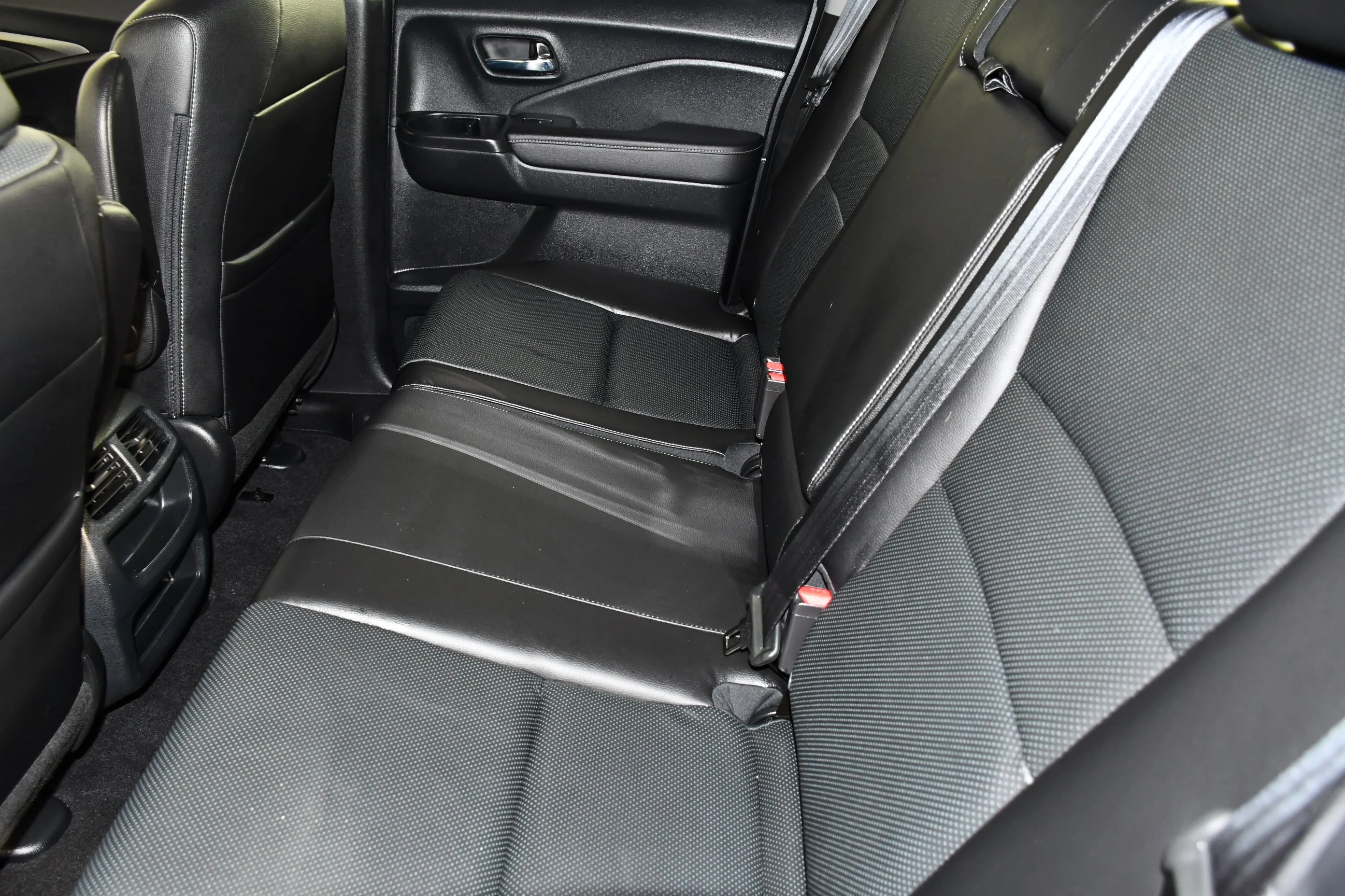 Certified Used 2023 Crystal Black Pearl Honda RTL image 50
