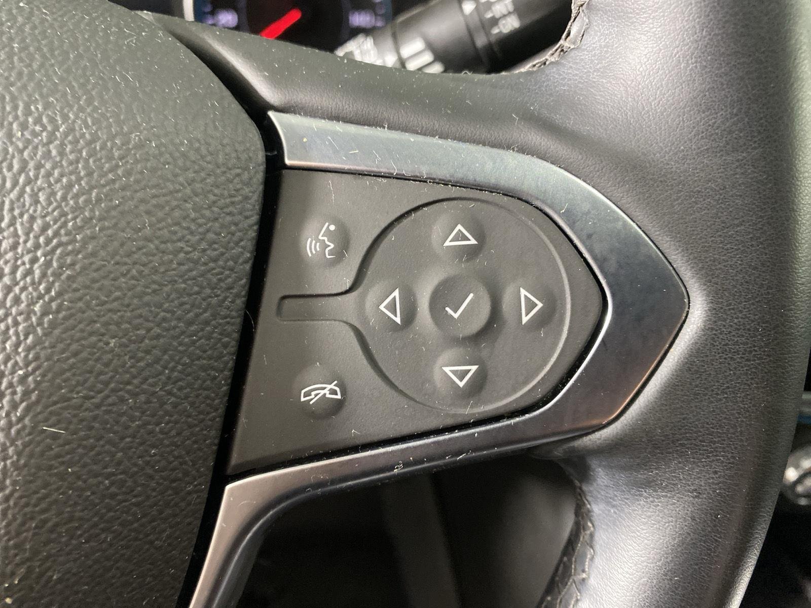 Used 2023 MOSAIC BLACK METALLIC Chevrolet LT Cloth image 16