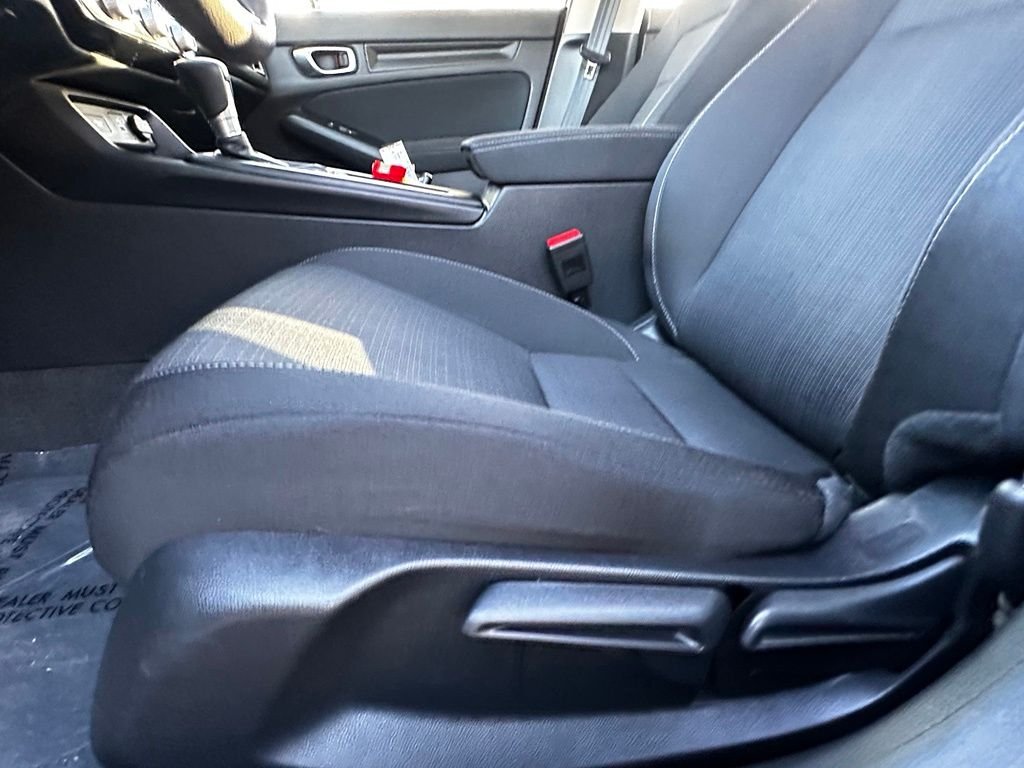 Used 2024  Honda LX image 23