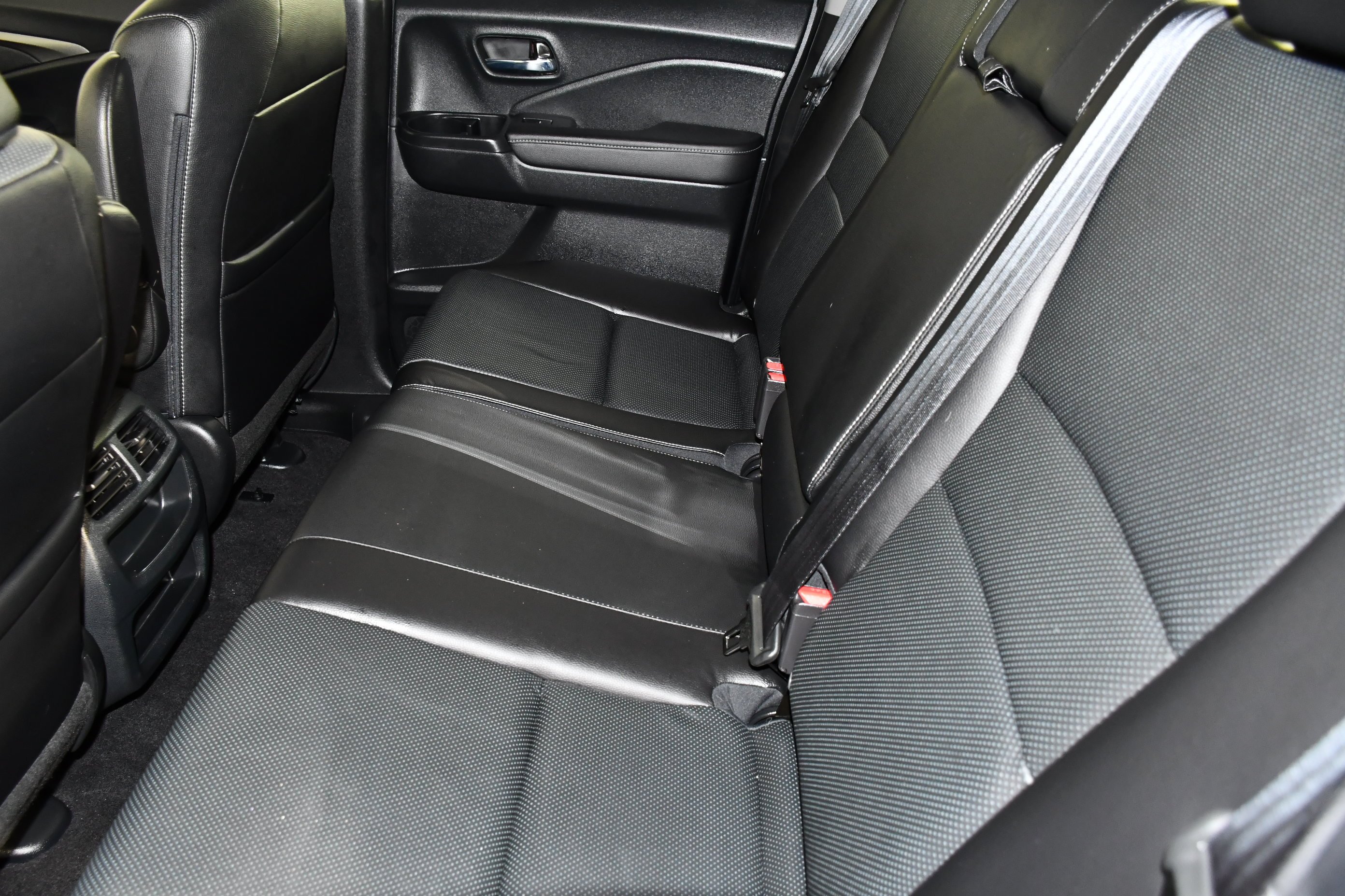 Certified Used 2023 Crystal Black Pearl Honda RTL image 50