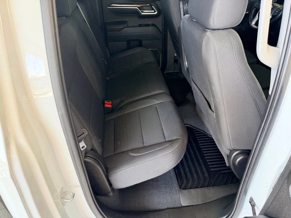 Used 2023 White GMC Elevation image 32