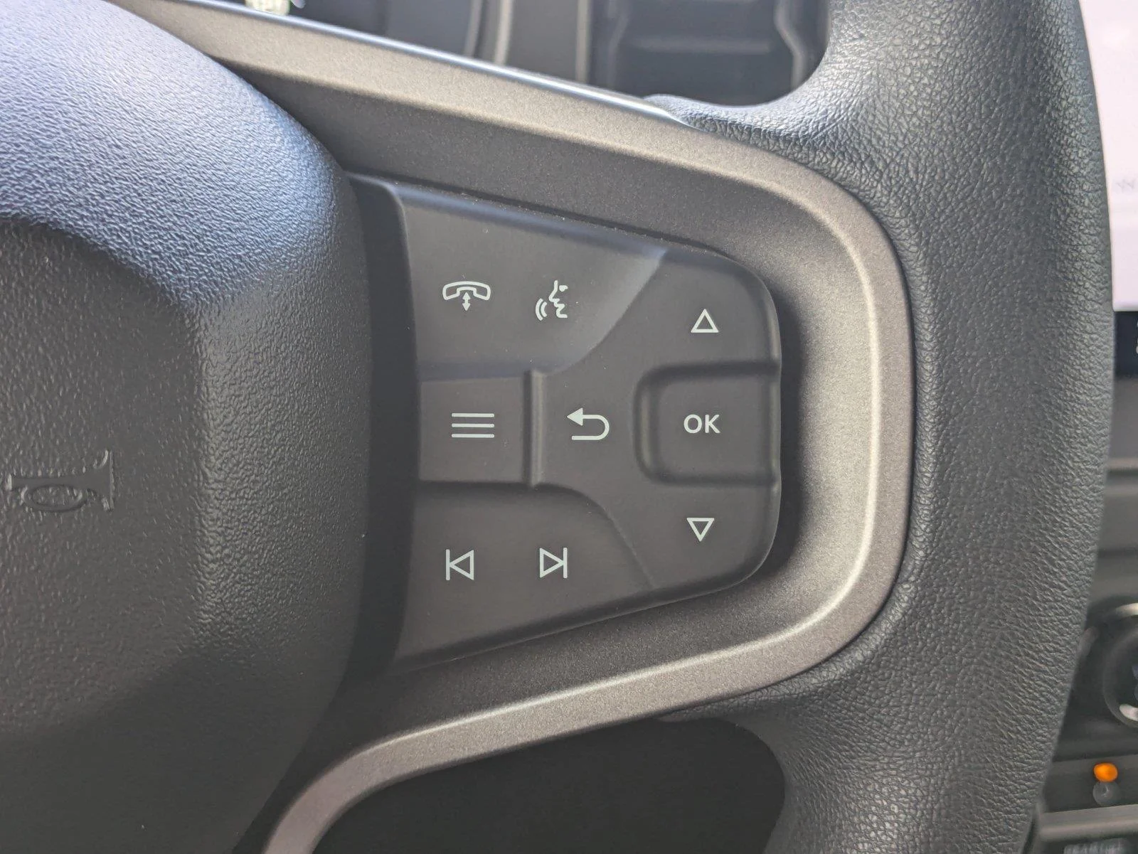 2025 Ford Bronco 4-Door Base - Photo 12