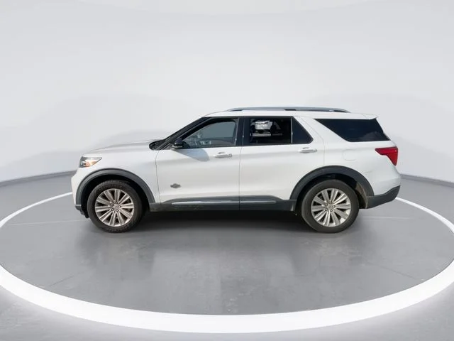 Used 2022 White Ford King Ranch image 5