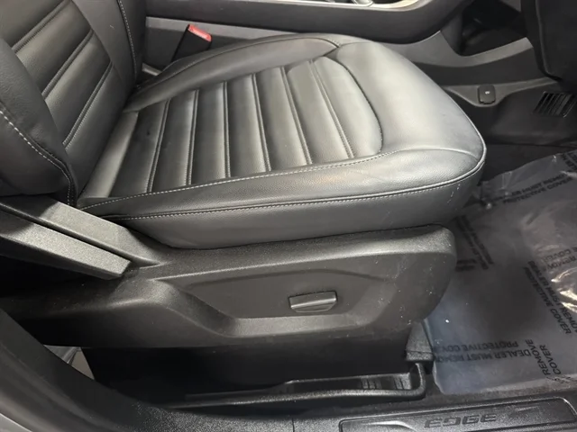 Used 2024 Silver FORD SEL image 29