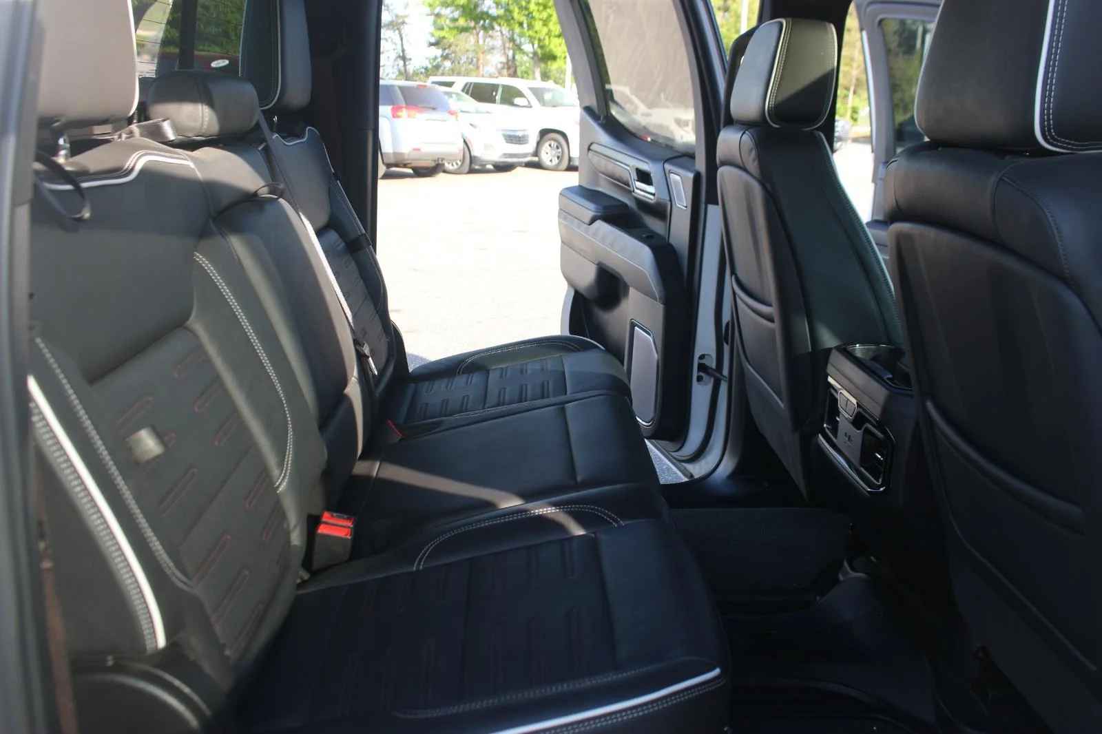 Used 2024 Summit White GMC AT4X image 39