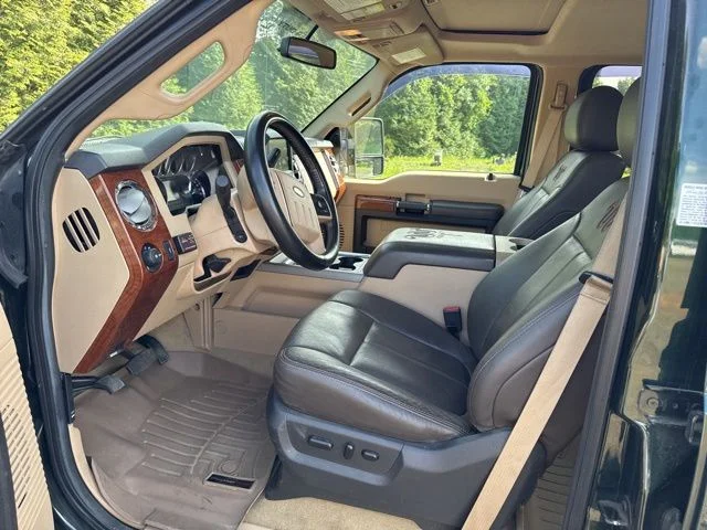 Used 2016 Green Ford King Ranch image 17