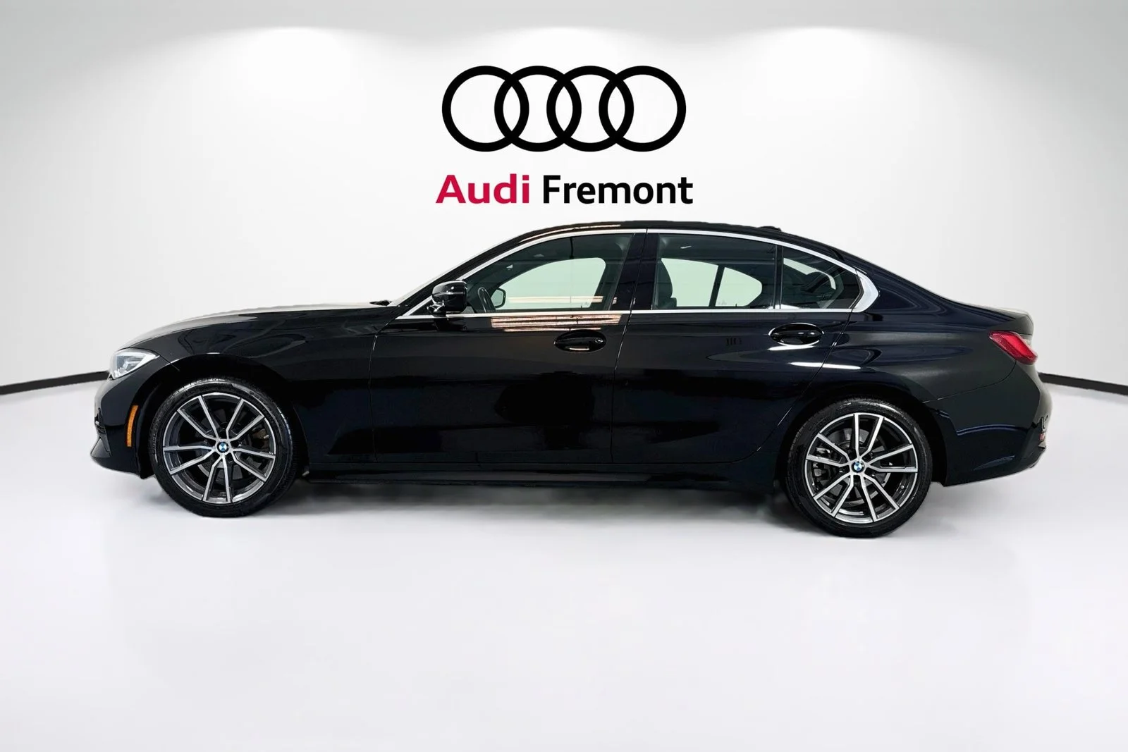 Used 2020 Jet Black BMW 330i image 1