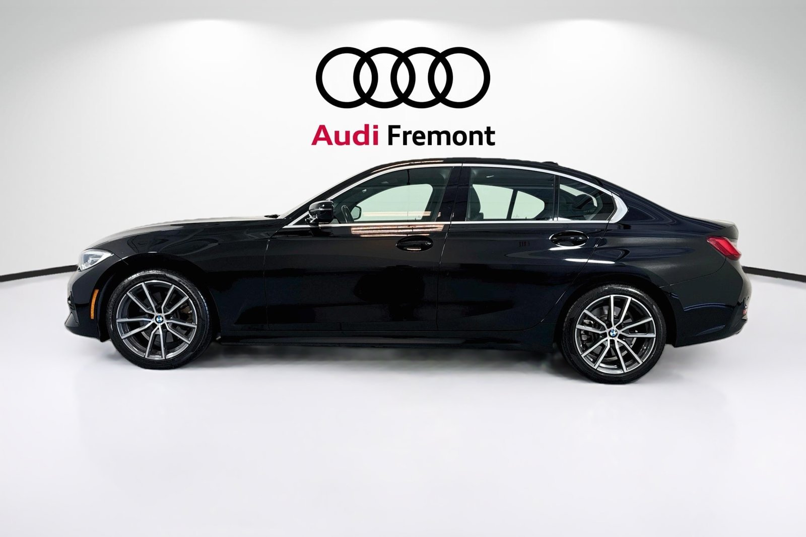 Used 2020 Jet Black BMW 330i image 1
