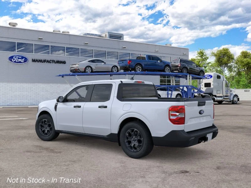 New 2026 Space White Metallic Ford XLT image 4