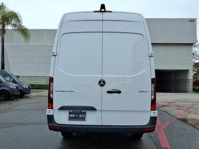 New 2026 White Mercedes-Benz Cargo 170 WB image 20