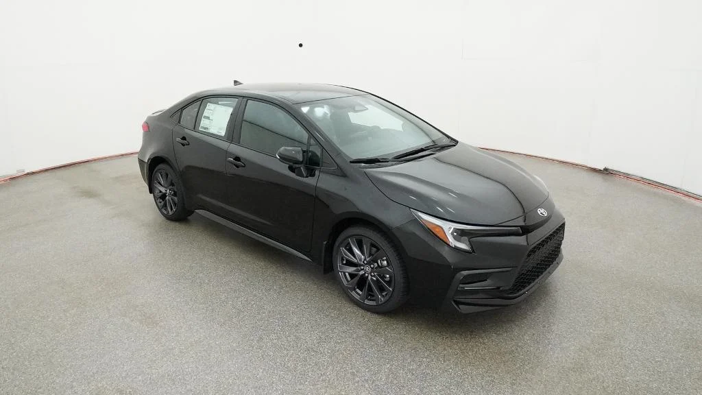 New 2026 Midnight Black Metallic Toyota SE image 10