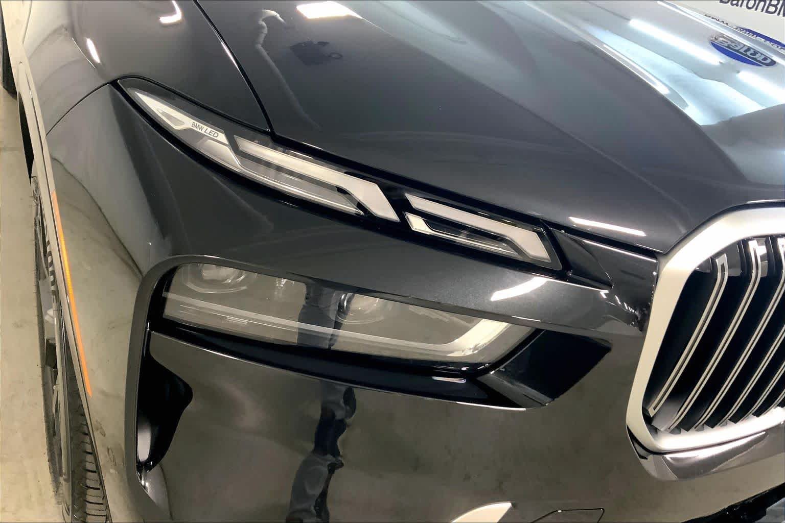 New 2026 Black Sapphire Metallic BMW xDrive40i image 13