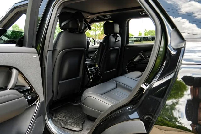 New 2026 Santorini Black Land Rover SE image 51