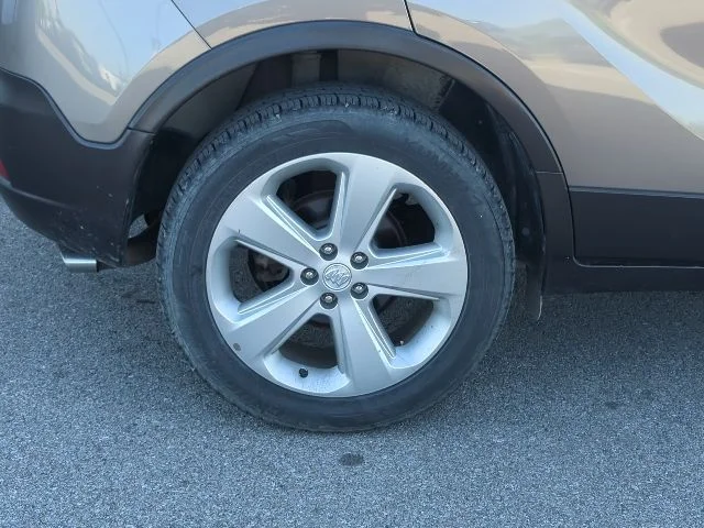 Used 2015 Brown Buick Base image 29