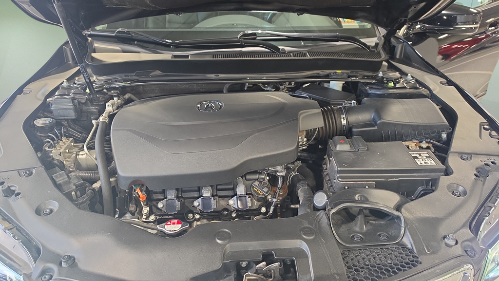 Used 2017  Acura 3.5L V6 image 11