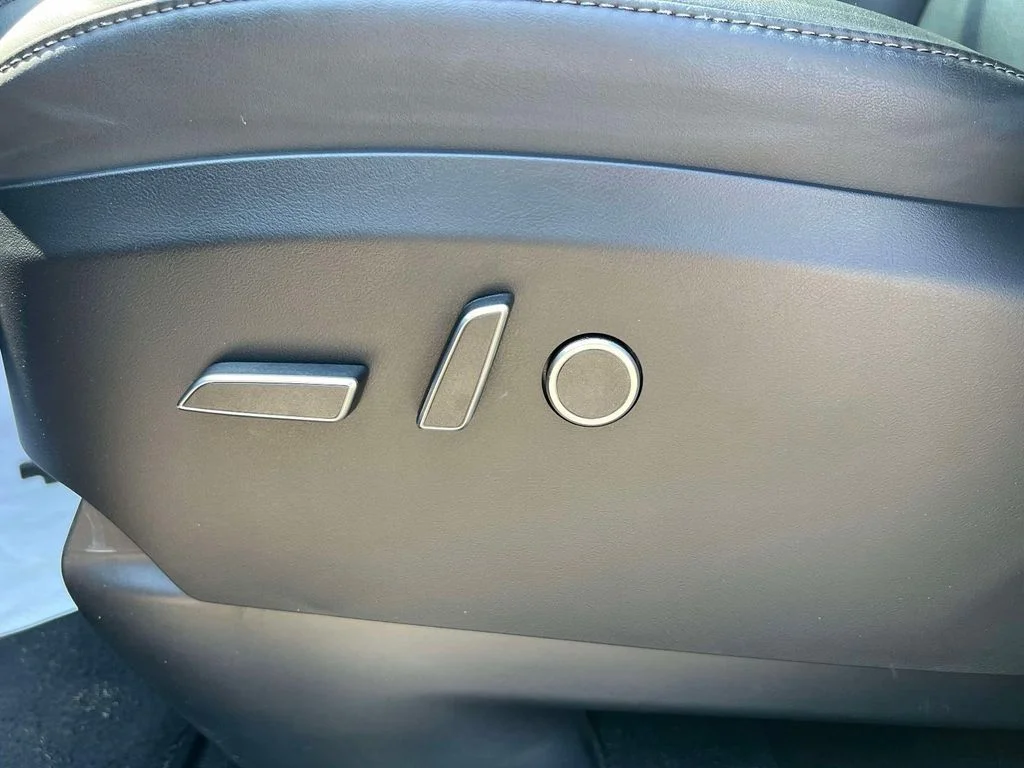 Used 2023 Blue Tesla Standard Range image 20