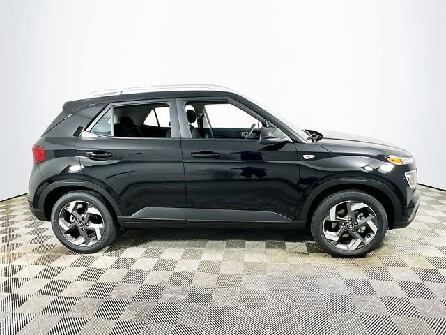 New 2026 Black Hyundai SEL image 2